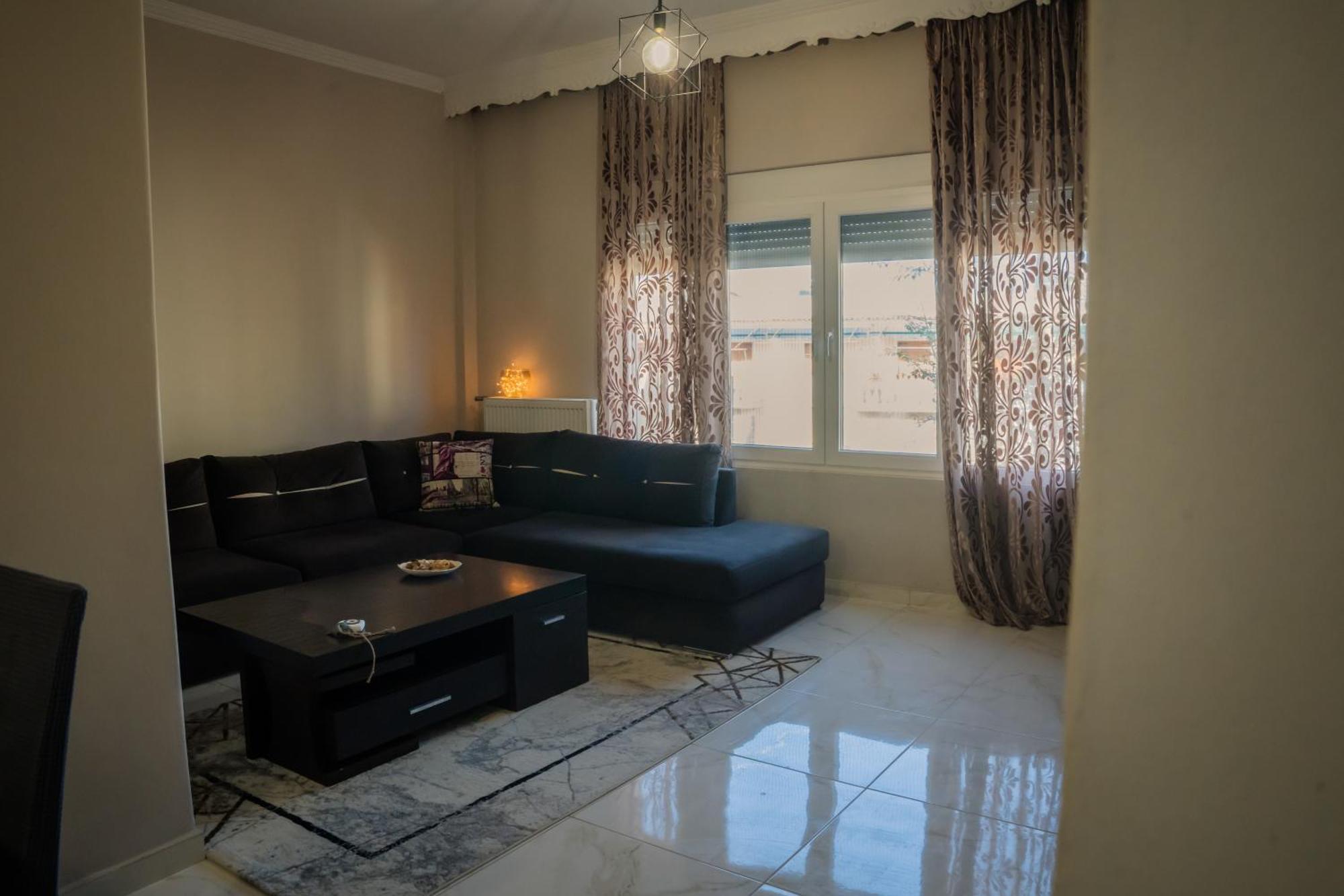 Oliana'S Luxury House Apartment Mantouki Bagian luar foto