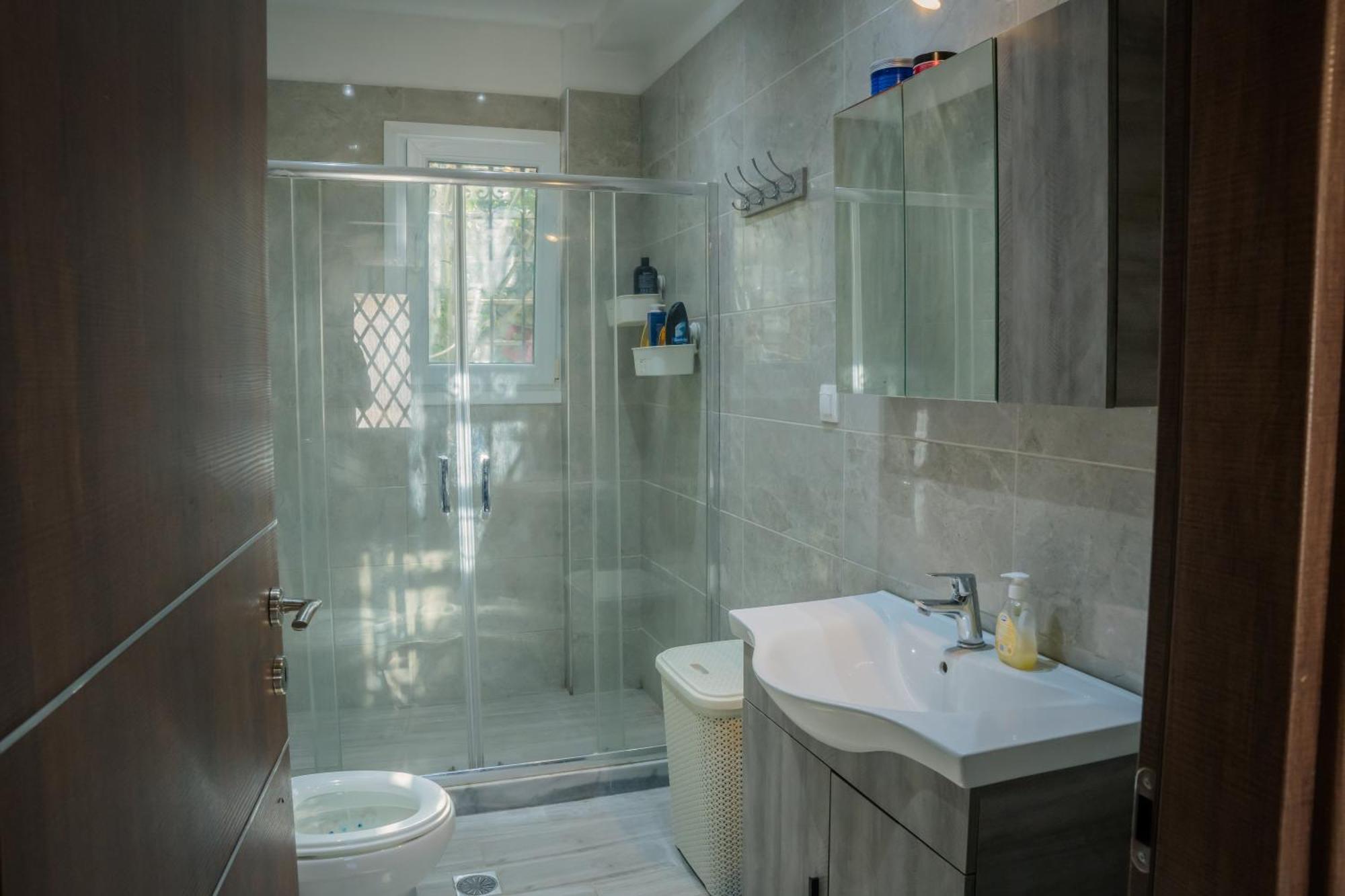 Oliana'S Luxury House Apartment Mantouki Bagian luar foto