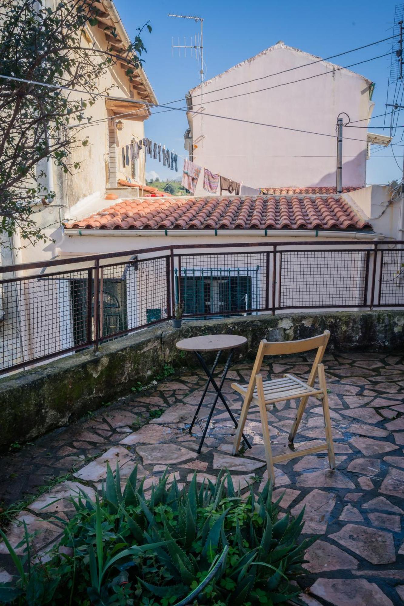 Oliana'S Luxury House Apartment Mantouki Bagian luar foto